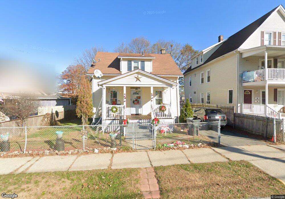 207 Jasper St, Springfield, MA 01109 - photo 1
