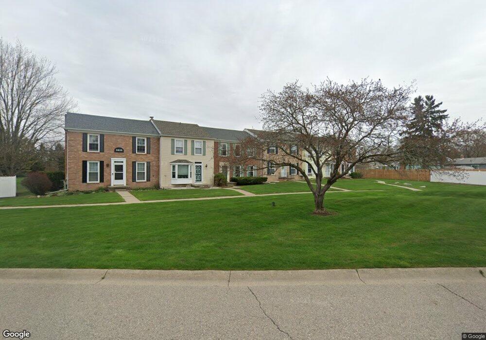 1406 Cedarwood Dr unit 4, Flushing, MI 48433 - photo 1