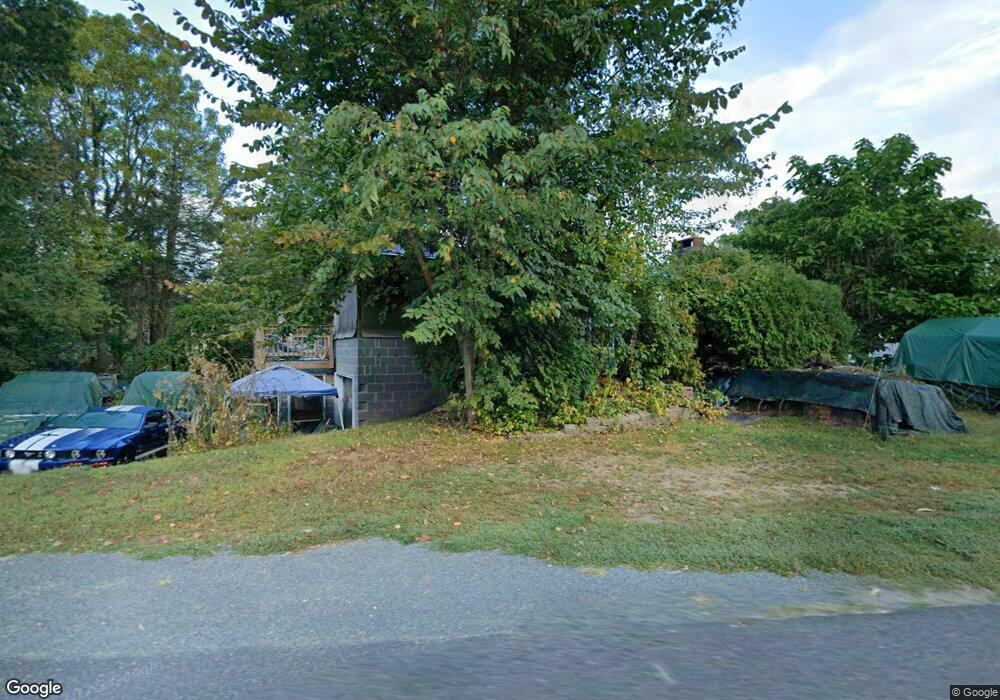 529 East St, Easthampton, MA 01027 - photo 1