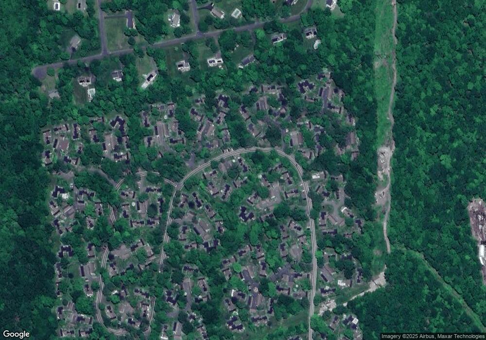 858 Hilltop Rd E unit 858-B, Southbury, CT 06488 - photo 1