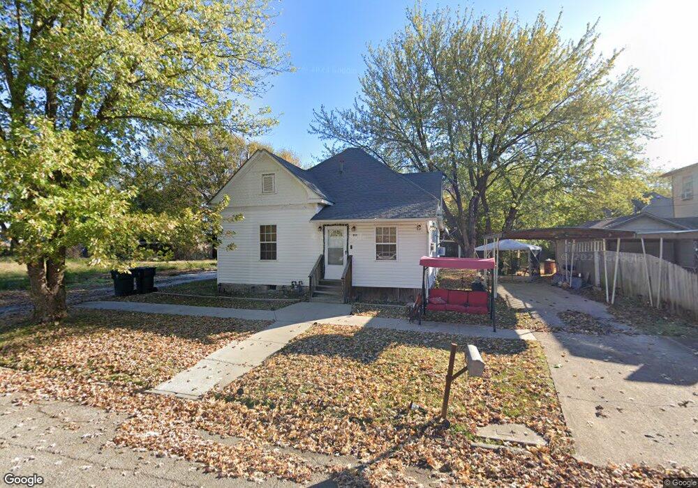 511 N 25th St, Parsons, KS 67357 - photo 1