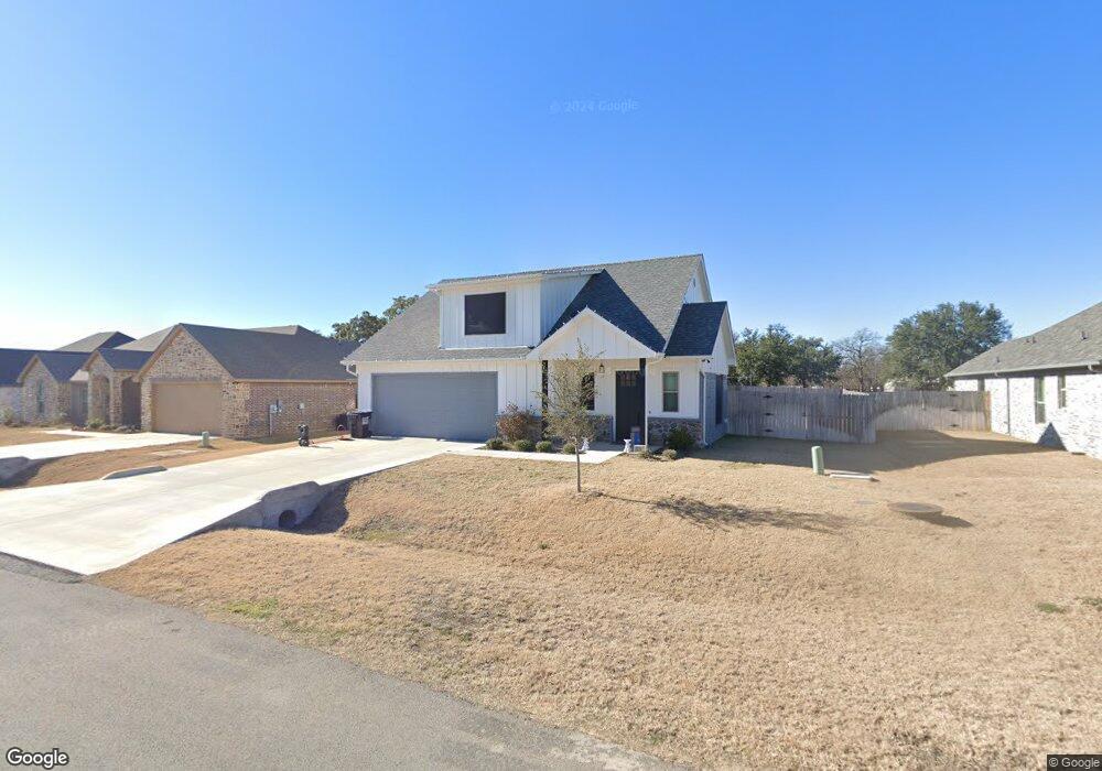 3322 Windcrest Dr, Granbury, TX 76049 - photo 1