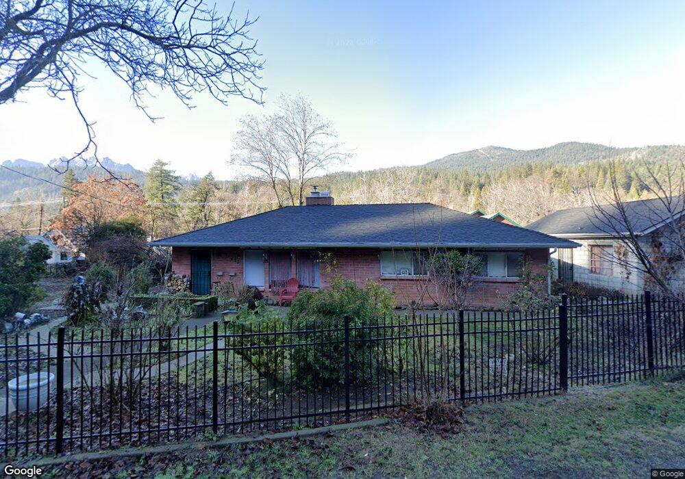 425 S Second St, Dunsmuir, CA 96025 - photo 1