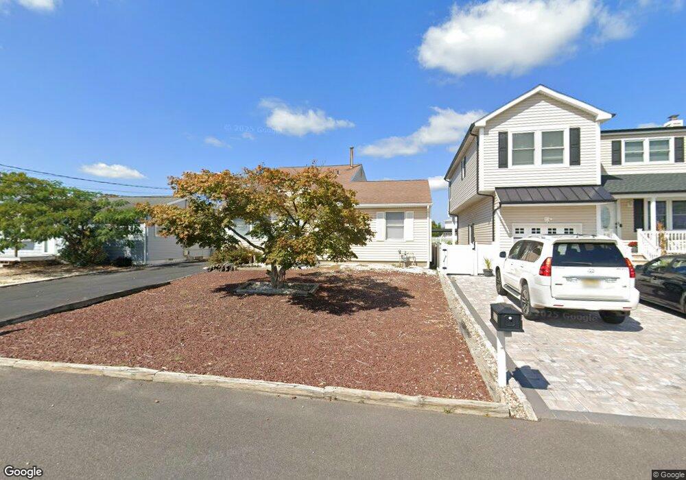 2520 Hiering Rd, Toms River, NJ 08753 - photo 1