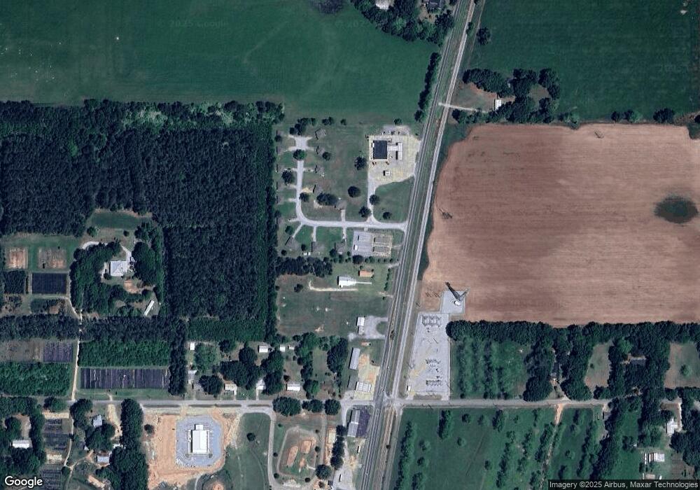 114 Courtyard Ln, Lucedale, MS 39452 - photo 1