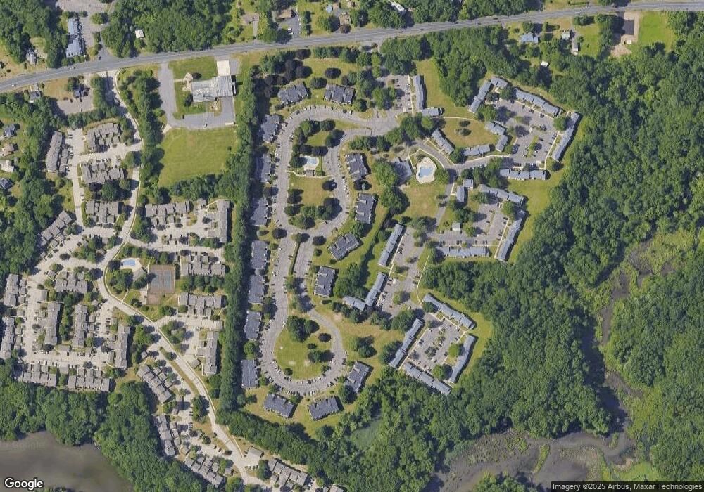 1410 Twin Circle Dr, South Windsor, CT 06074 - photo 1