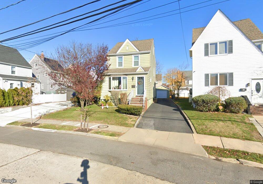 11 Amherst Rd, Valley Stream, NY 11581 - photo 1