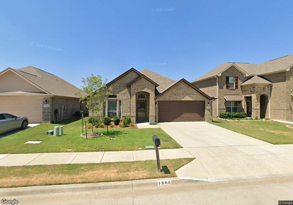 1805 Silver Oak Dr, Gainesville, TX 76240 - photo 1