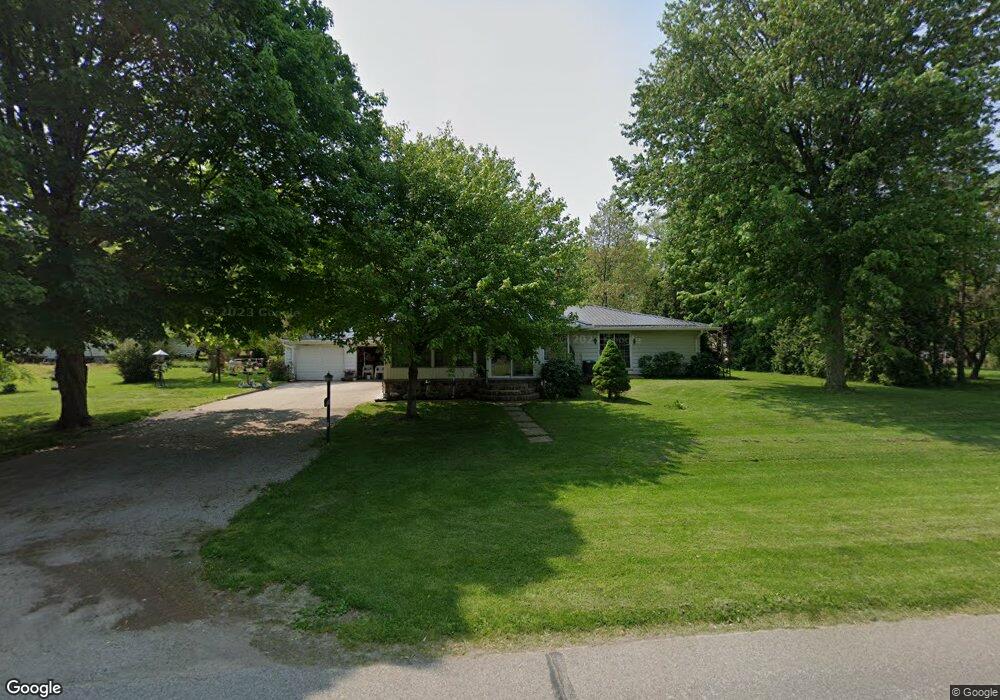 610 E Michigan St, Lagrange, IN 46761 - photo 1
