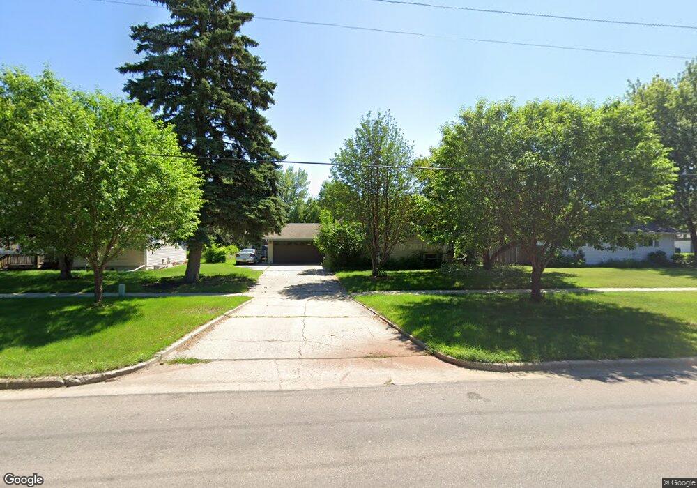 2807 Elm St N, Fargo, ND 58102 - photo 1