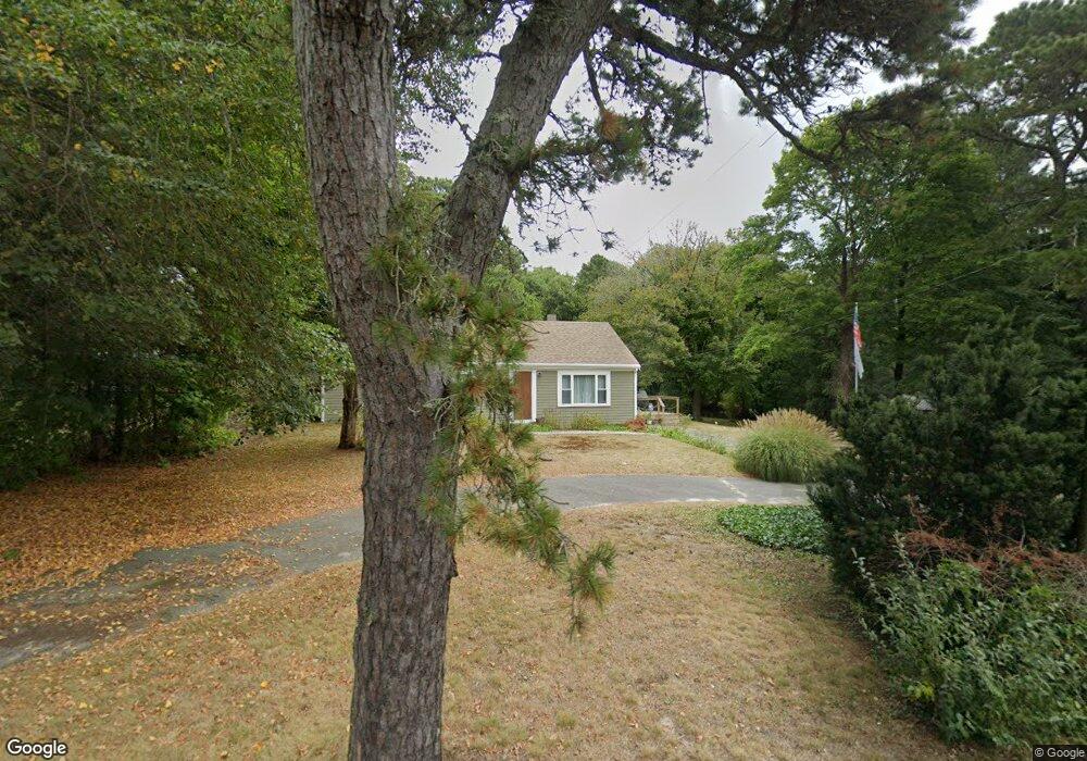 561 Carriage Shop Rd, East Falmouth, MA 02536 - photo 1