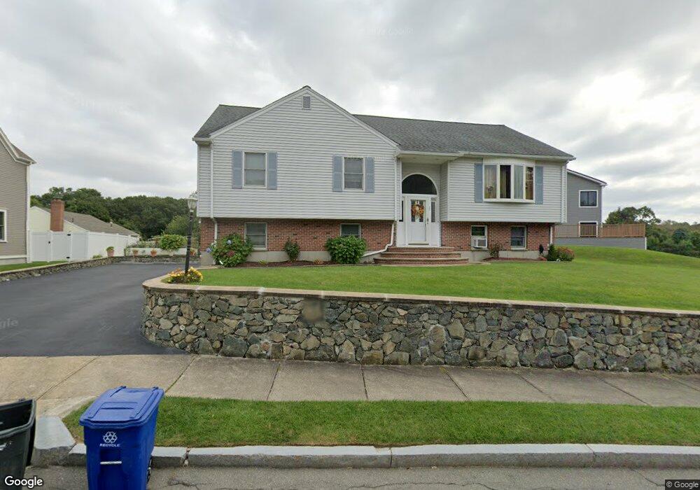 25 Dapper Darby Dr, Stoneham, MA 02180 - photo 1