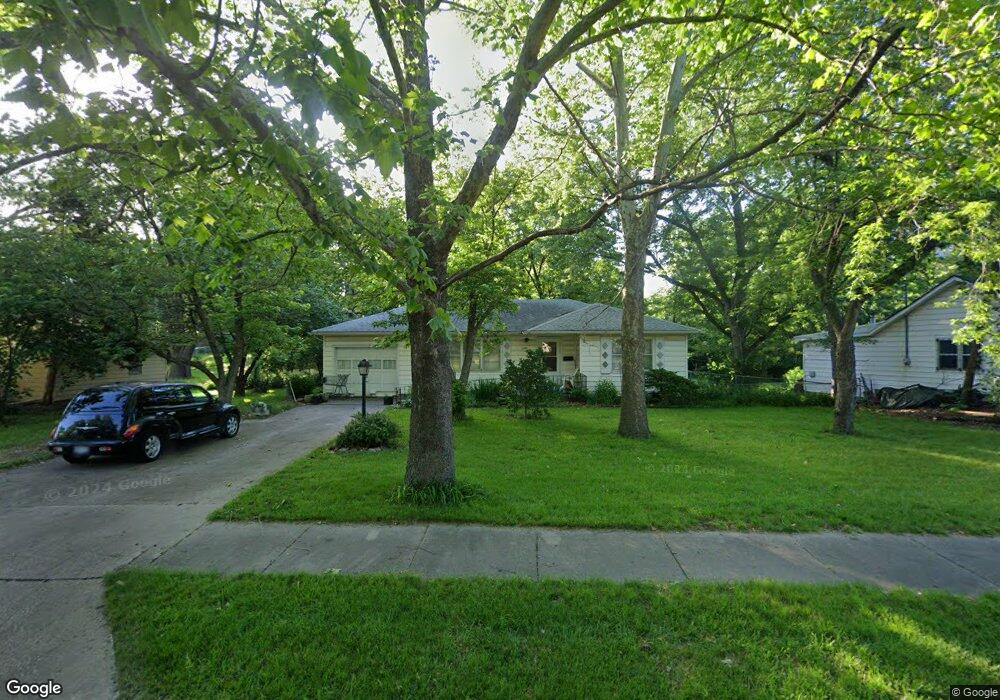 2140 SW Seabrook Ave, Topeka, KS 66614 - photo 1