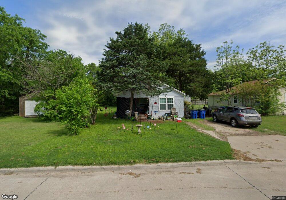 402 W Waco St, Ennis, TX 75119 - photo 1