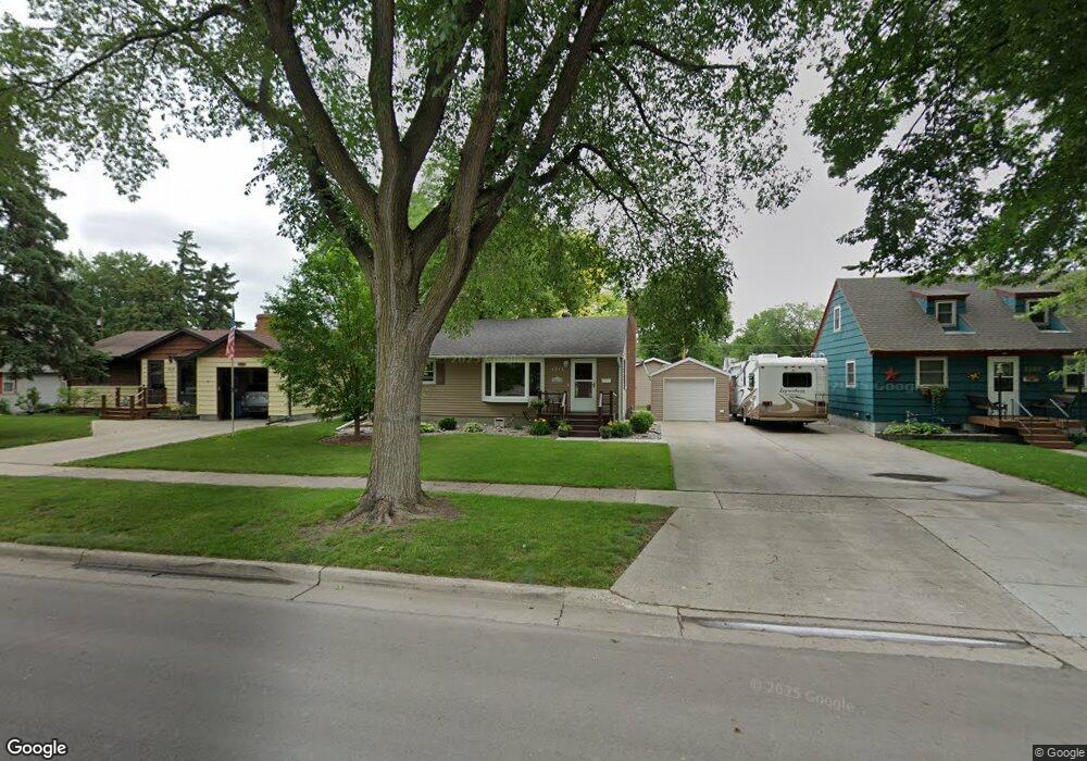 1713 4th St N, Fargo, ND 58102 - photo 1