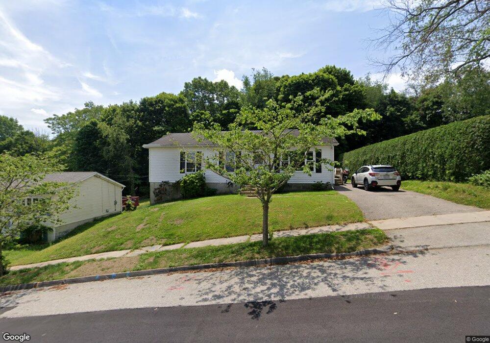 13 Colonial Rd, Worcester, MA 01602 - photo 1