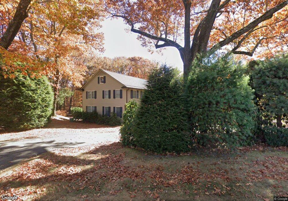 132 Roslyn Dr, New Britain, CT 06052 - photo 1