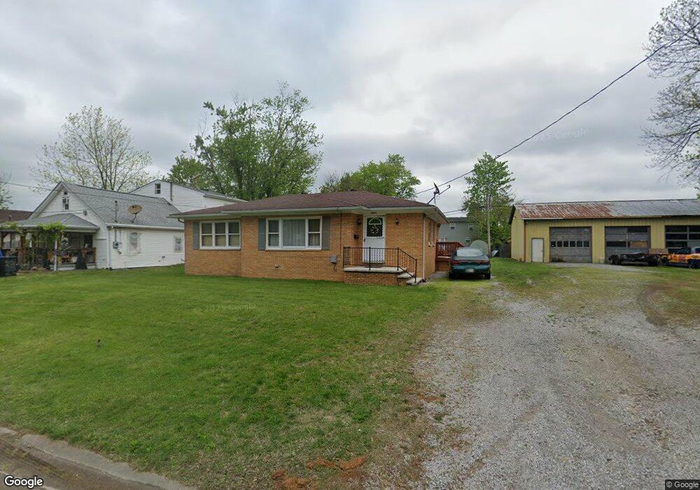 2526 Broadway St, New Albany, IN 47150 - photo 1