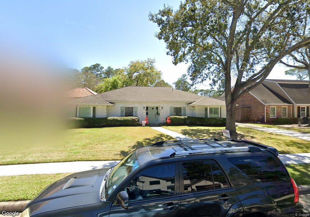 12411 Rip Van Winkle Dr, Houston, TX 77024 - photo 1