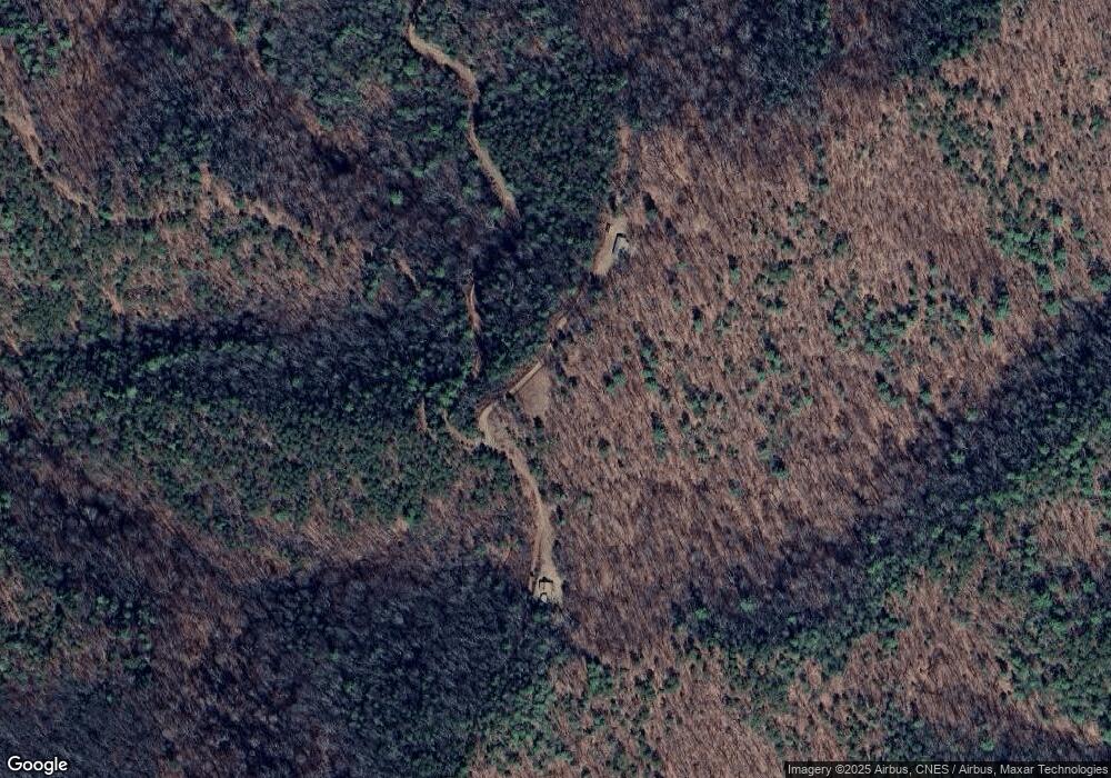 473 Round Tree Ln, Sugar Grove, WV 26815 - photo 1