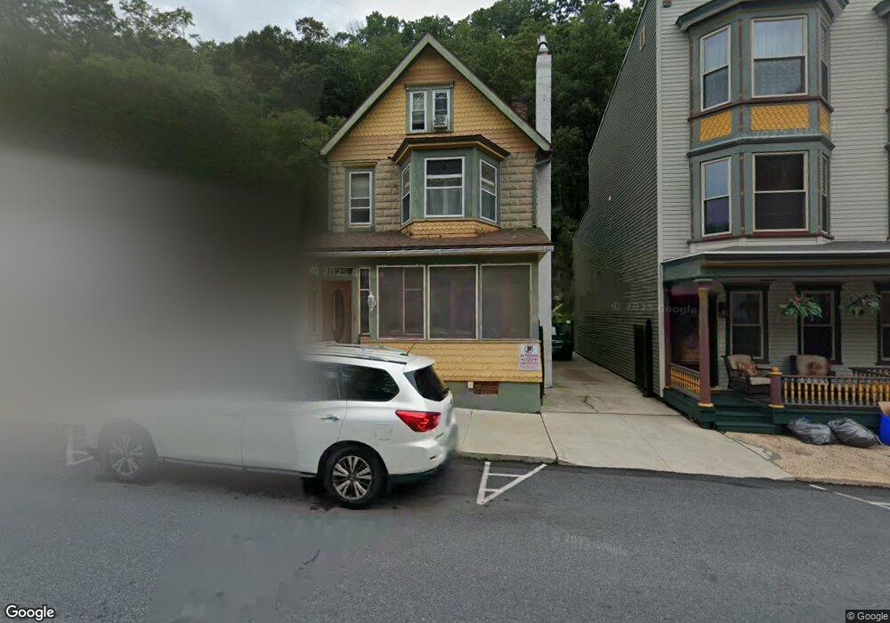 82 W Broadway, Jim Thorpe, PA 18229 - photo 1