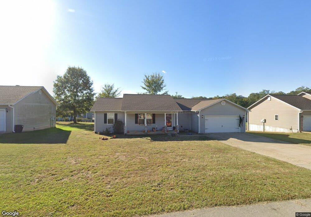 314 Murfield Dr, Poplar Bluff, MO 63901 - photo 1