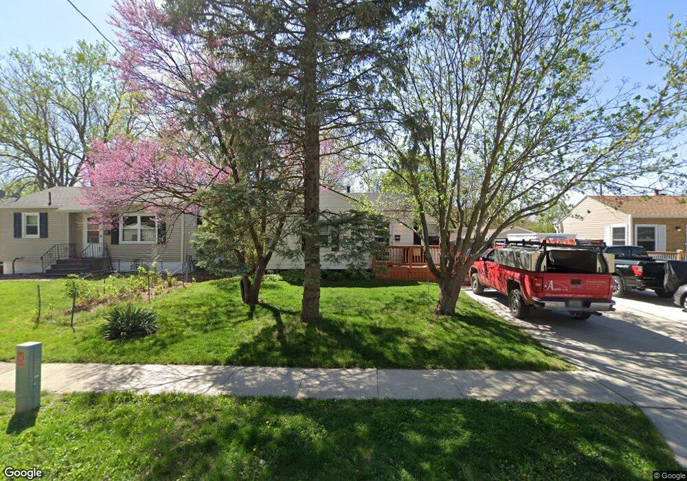 2524 57th St, Des Moines, IA 50310 - photo 1