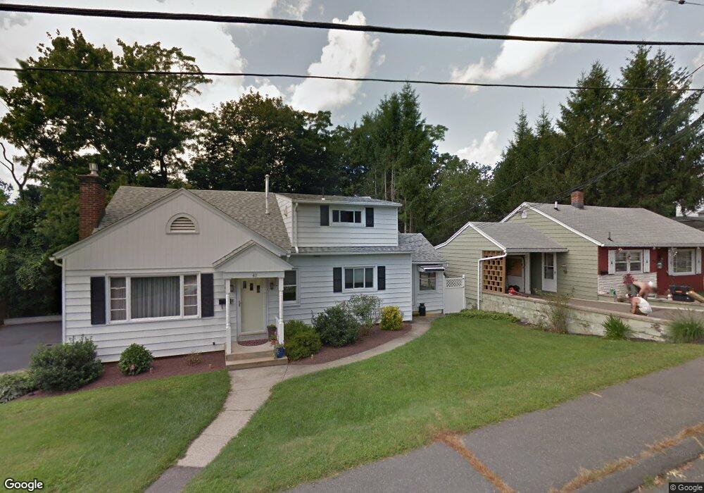 40 Phoenix Ave, Naugatuck, CT 06770 - photo 1