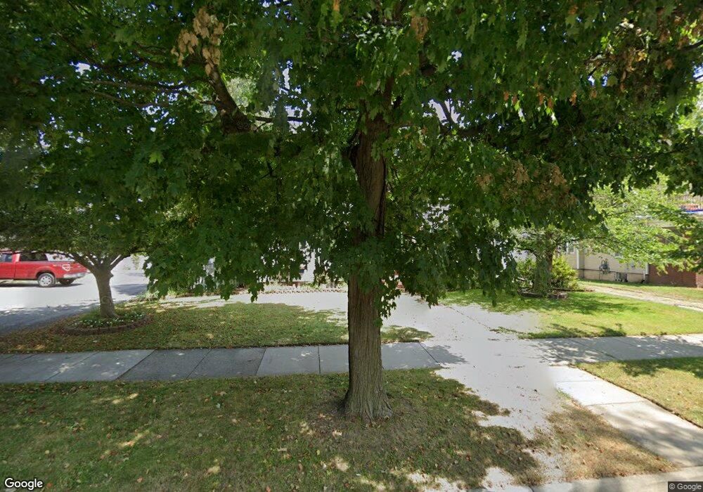 320 N Sycamore St unit 1, Lansing, MI 48933 - photo 1