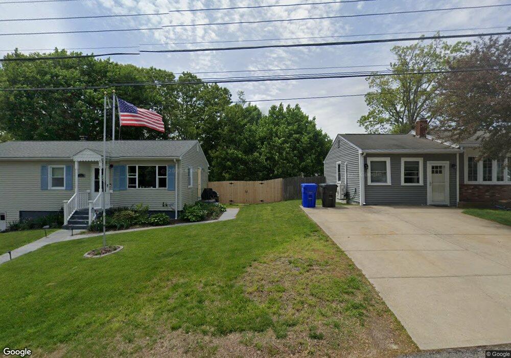 32 Garnet St, West Warwick, RI 02893 - photo 1