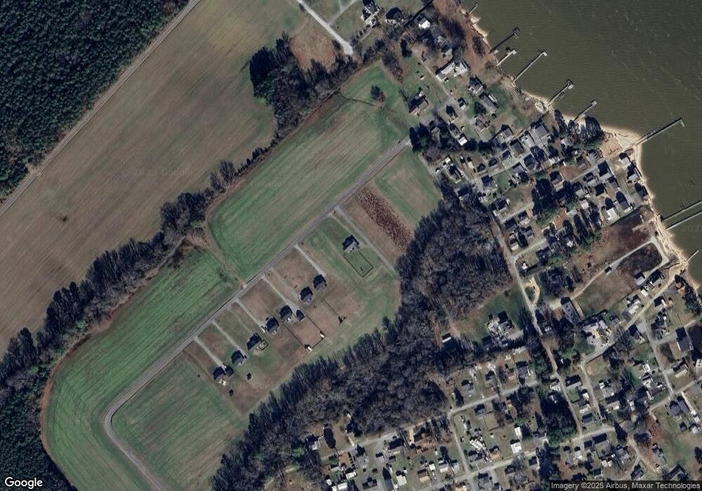 1144 Eubanks Rd, Dunnsville, VA 22454 - photo 1