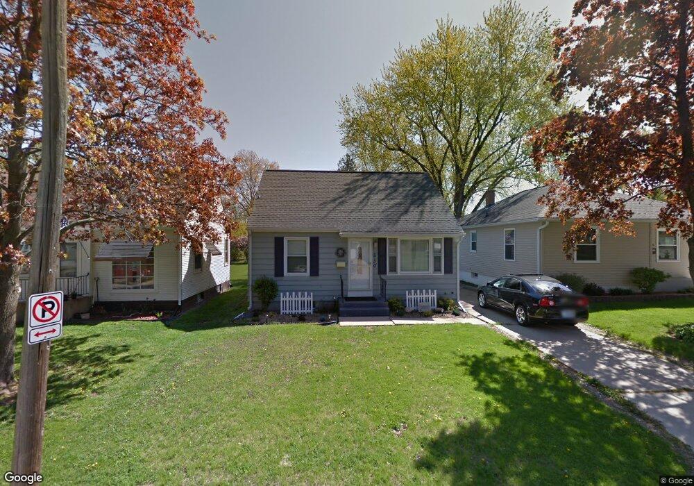 530 30th St SE, Cedar Rapids, IA 52403 - photo 1