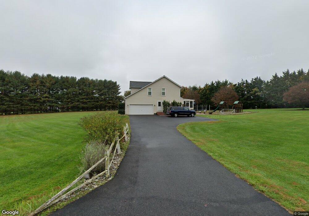 6310 Flickering Fire Dr, Sykesville, MD 21784 - photo 1