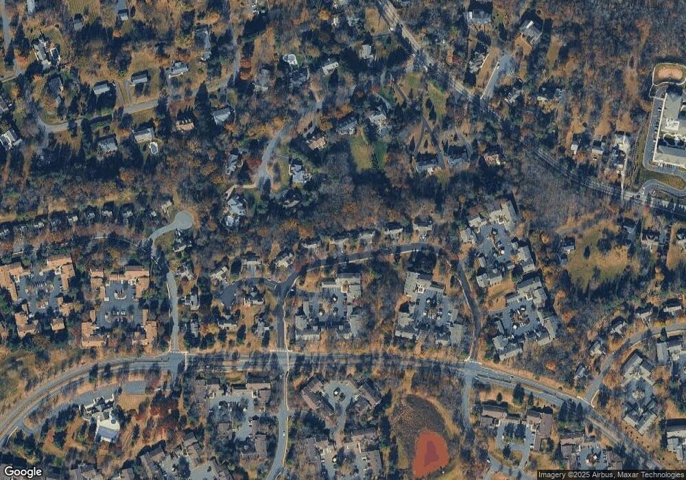 162 Smithfield Ct, Basking Ridge, NJ 07920 - photo 1