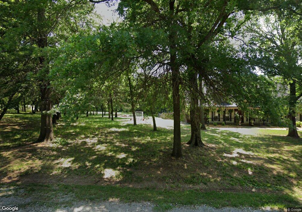 1202 N Navajo St, Chouteau, OK 74337 - photo 1