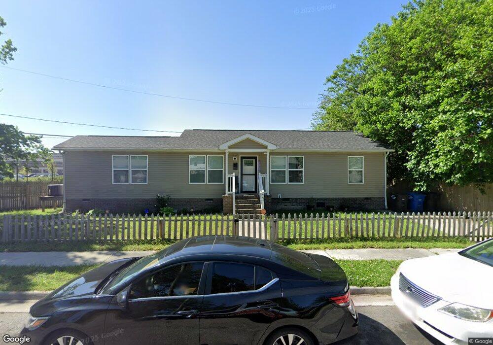905 Wilcox Ave, Portsmouth, VA 23704 - photo 1