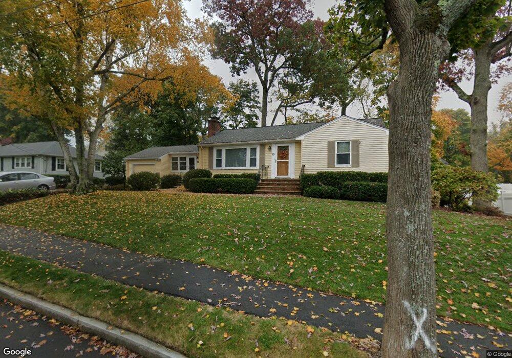 10 Friend St, Wakefield, MA 01880 - photo 1