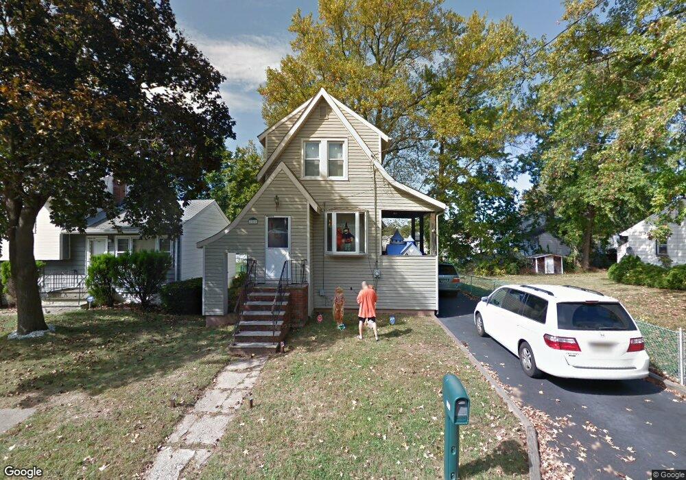 150 Temple St, Edison, NJ 08820 - photo 1