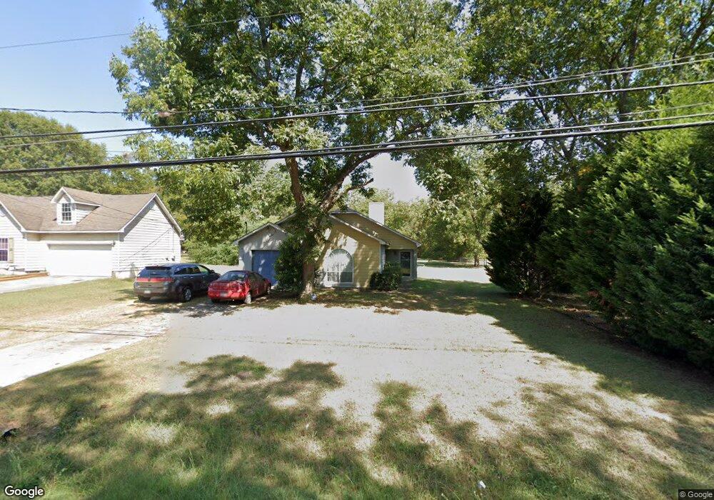 3929 Nisbet Rd, Macon, GA 31206 - photo 1