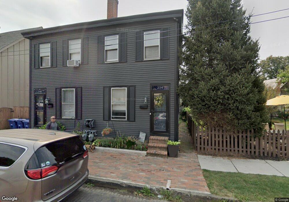 239 E Kossuth St unit 239, Columbus, OH 43206 - photo 1