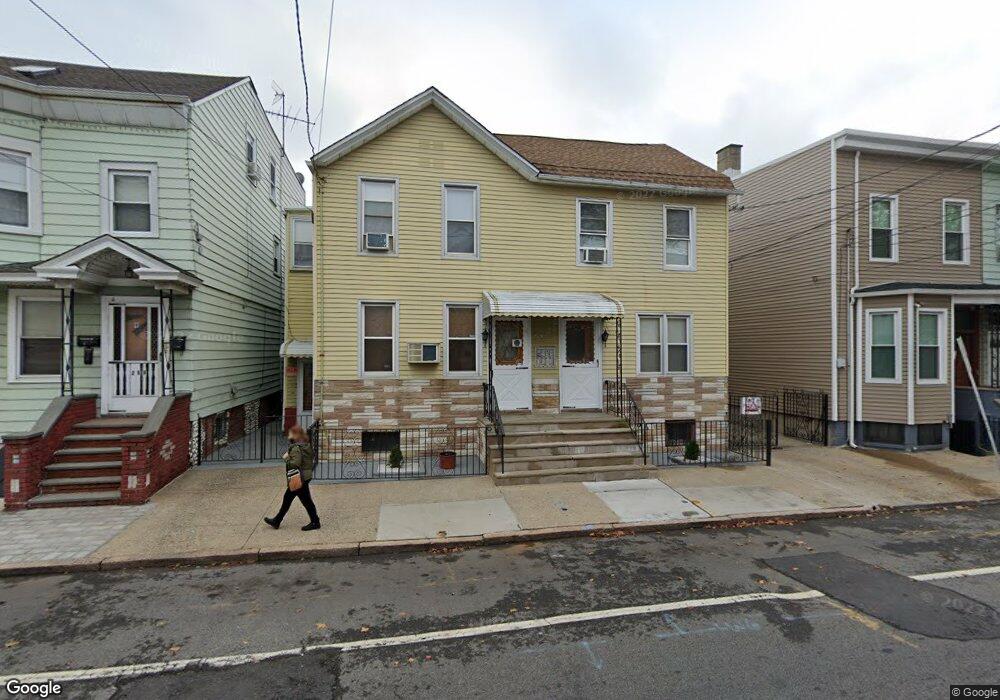 262 Walnut St, Newark, NJ 07105 - photo 1