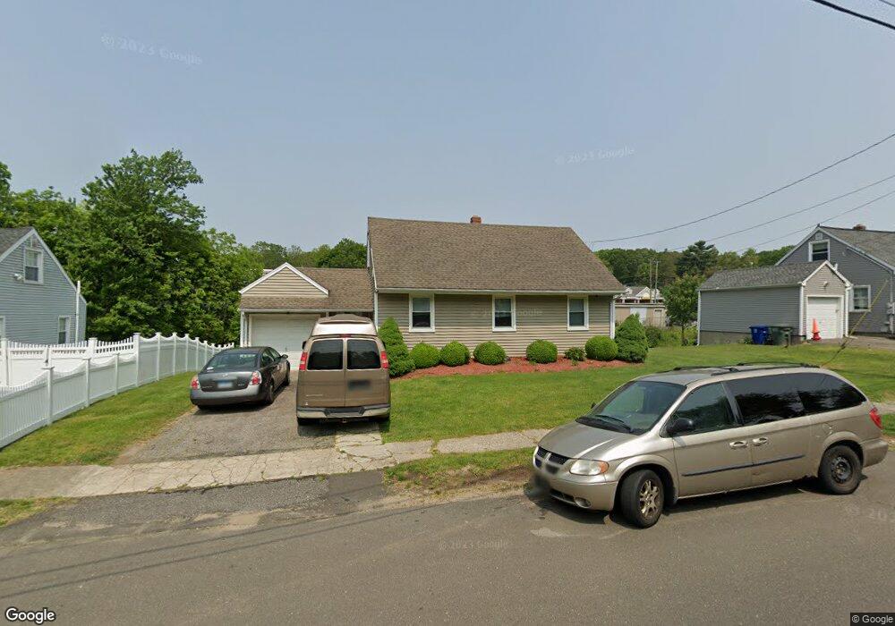 471 Hooker Rd, Bridgeport, CT 06610 - photo 1