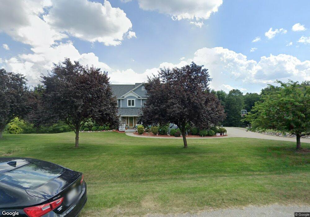 N54W25901 Glen Ridge Ct, Sussex, WI 53089 - photo 1