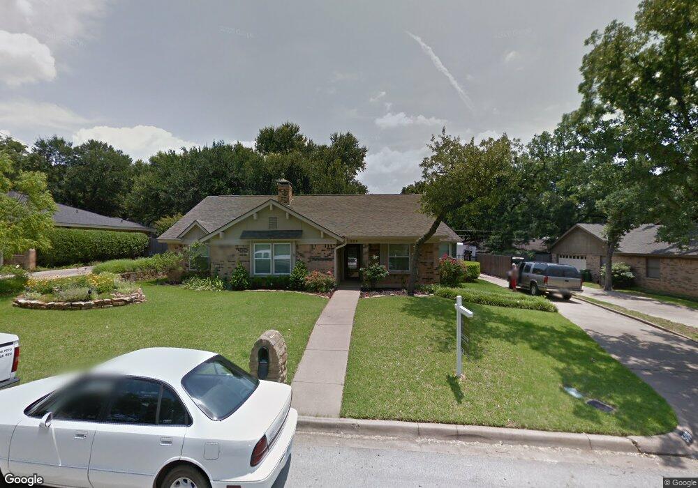 509 Cumberland Dr, Hurst, TX 76054 - photo 1