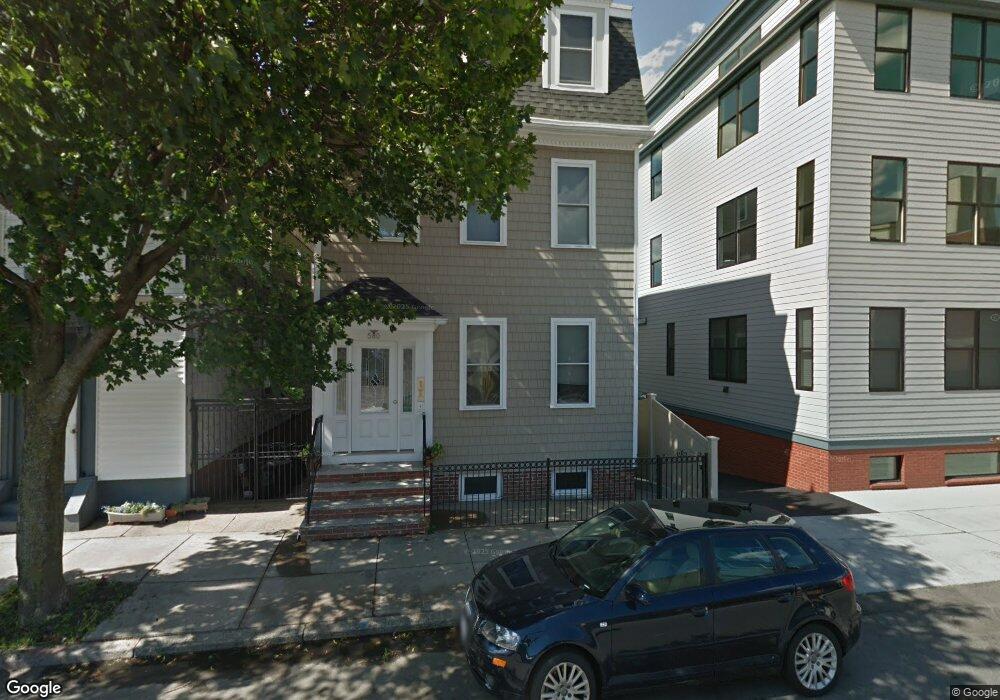 580 E 3rd St unit 580, Boston, MA 02127 - photo 1