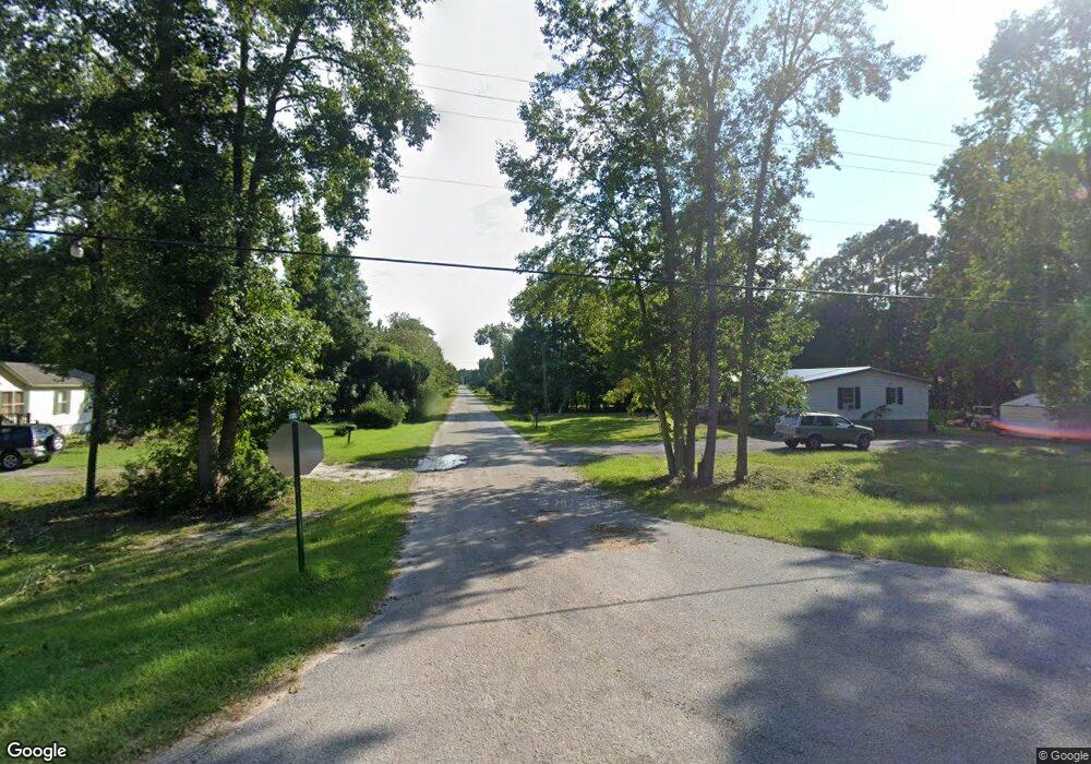 9 Jim Truesdell Rd SE, Brunswick, GA 31305 - photo 1