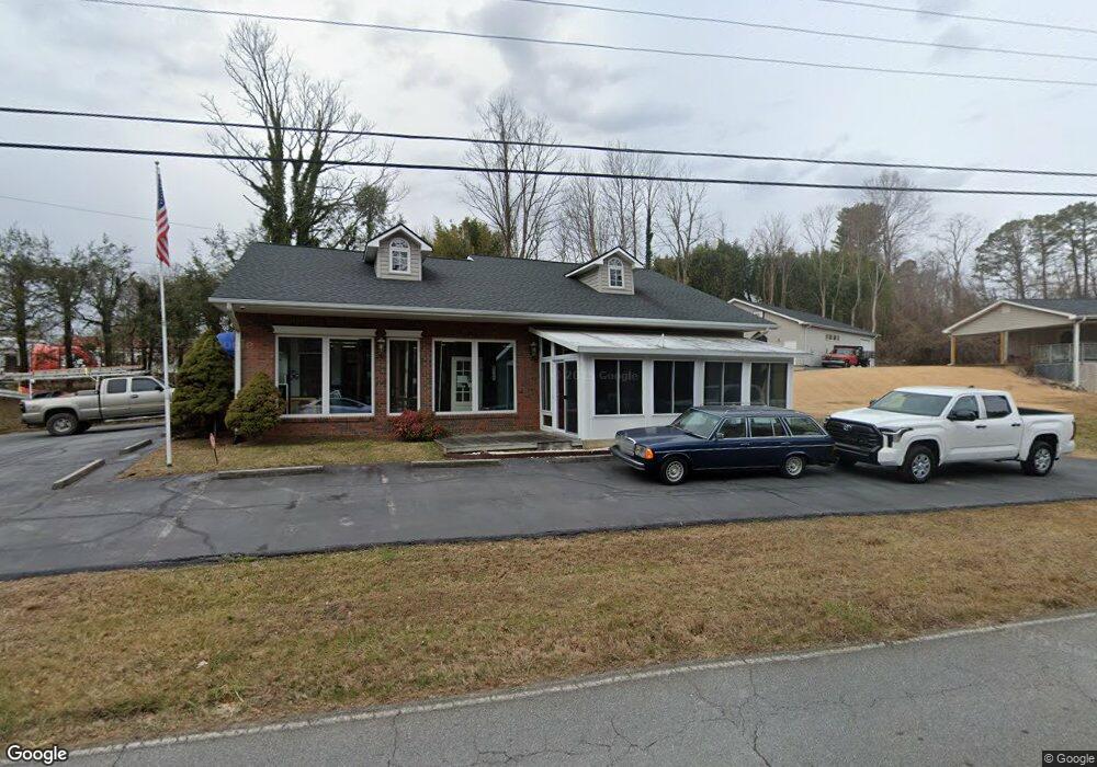 606 E Duncan Hill Rd, Hendersonville, NC 28792 - photo 1