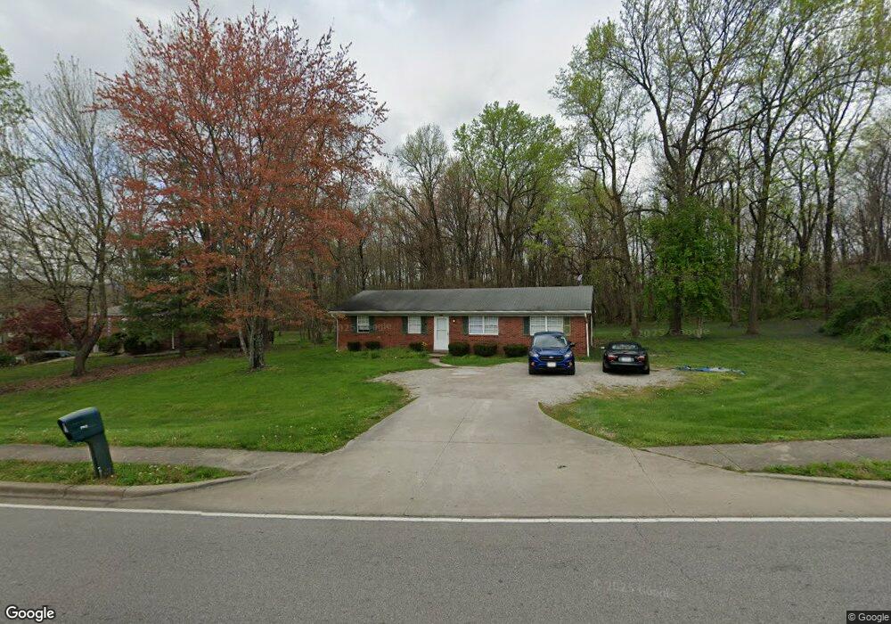 730 Hausfeldt Ln, New Albany, IN 47150 - photo 1