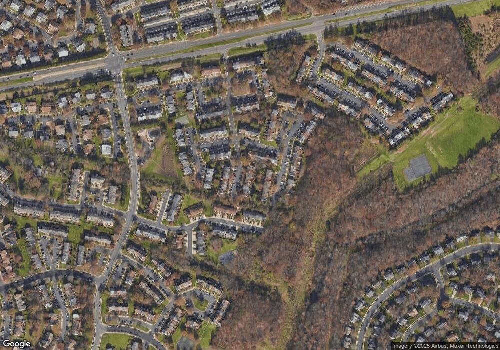 6205 William Mosby Dr, Centreville, VA 20121 - photo 1