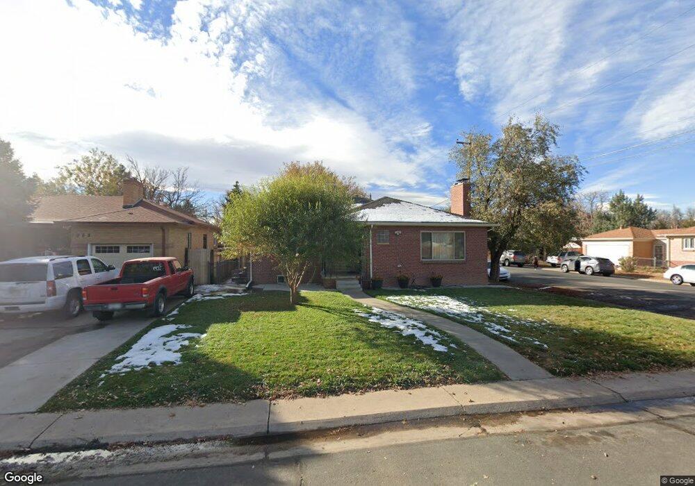 2099 Kenton St, Aurora, CO 80010 - photo 1